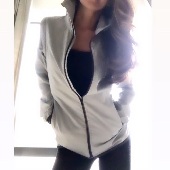 *SOLD*Nike 2 in 1 Long/Sleeveless Windbreaker/Vest - Picture 7 of 16